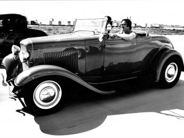 Gray Baskerville 1932 Ford on the beach