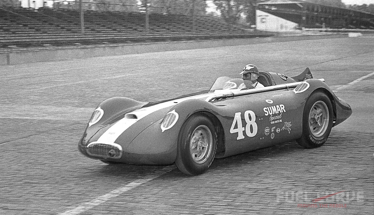 1955 Indianapolis 500, Tom Medley, Curba combustibilului