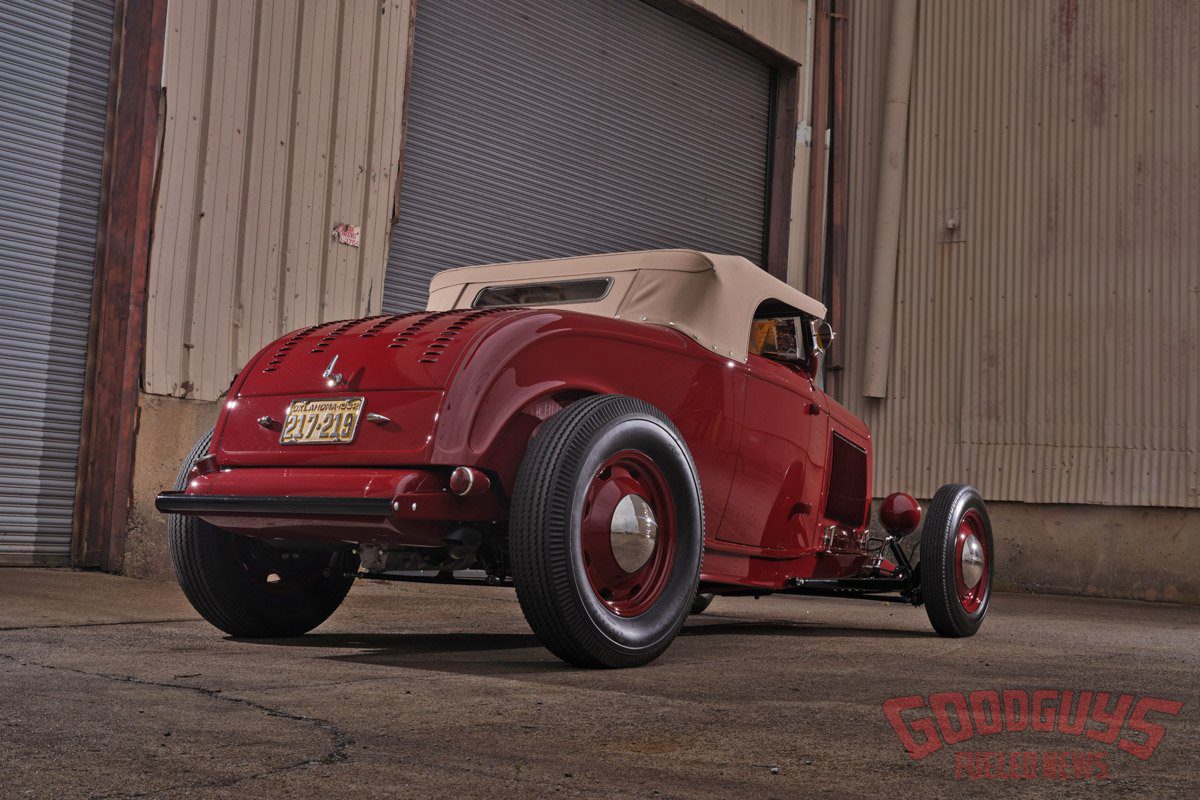 Brandon McCullough 1932 Ford Roadster, hot rod garage, 32 roadster, deuce roadster