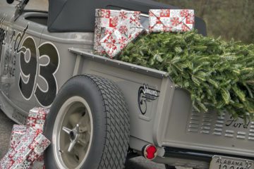 ’Tis the Season! A Holiday Gift Guide for Hot Rodders